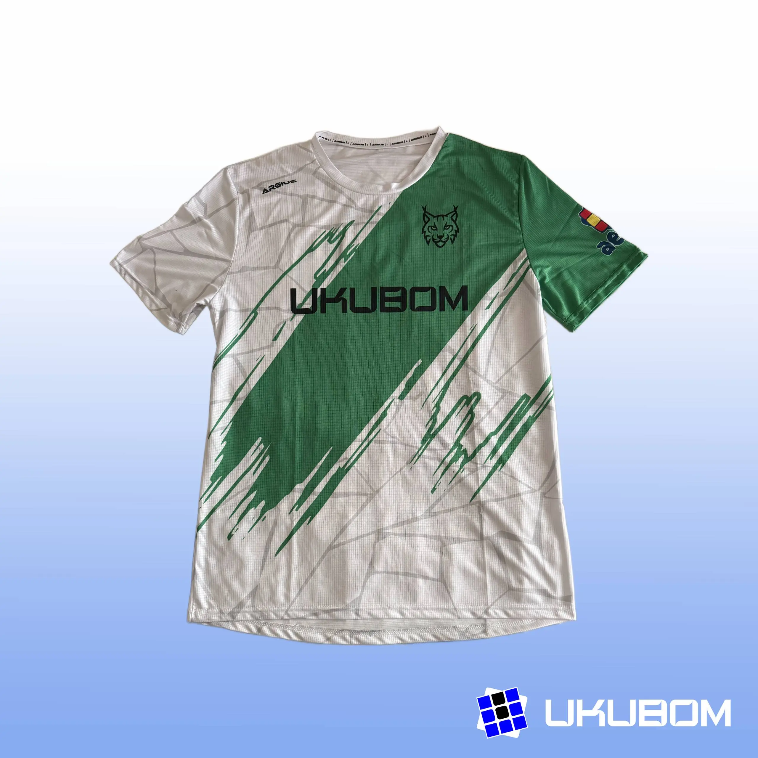 Camiseta Oficial Ukubom 2026 edición limitada azul y blanca speedcubing